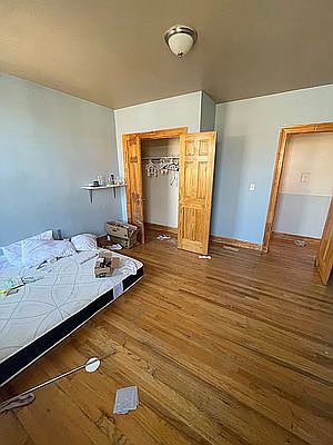 2nd image of 40 Saint Nicholas Pl APT 6B