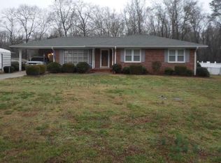 104 Briarwood Dr, Belton, SC 29627