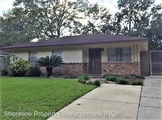 109 Hickory Dr, Ocean Springs, MS 39564