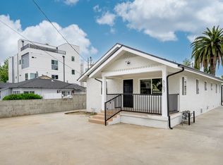 6107 Hazelhurst Pl #A, North Hollywood, CA 91606