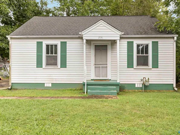 208 Chestnut St NE, Hartselle, AL 35640