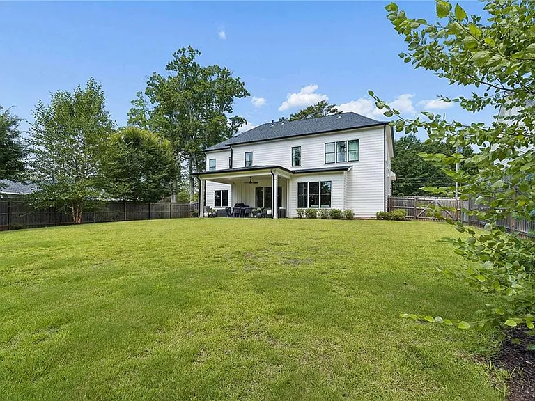 3937 N Cooper Lake Rd SE — Photo 48