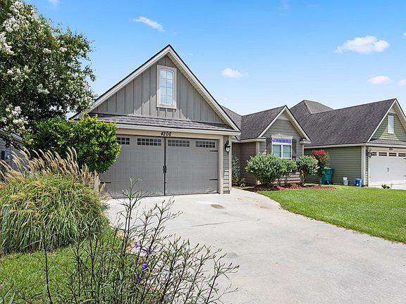3rd image of 4208 Shadow Garden Dr