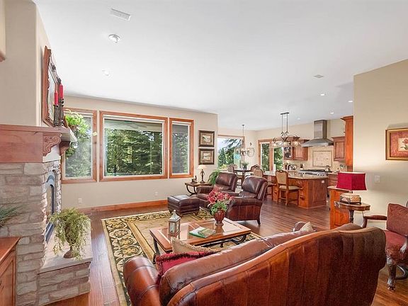 5th image of 436 Snowy Peak Way