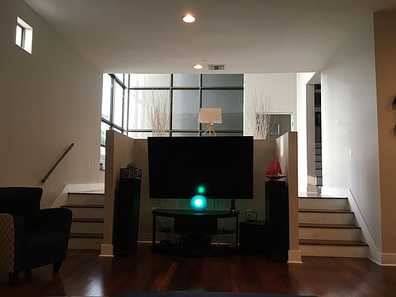 Split level open plan 2nd floor