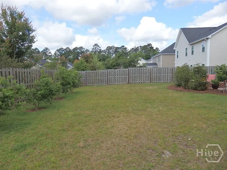 Garden Hills Loop — Photo 23