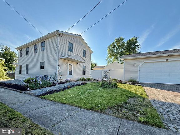 4th image of 321 New Jersey Ave