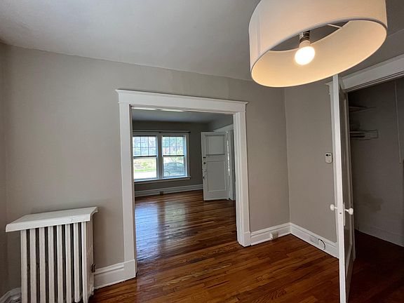 3rd image of 1152 Moorlands Dr #1