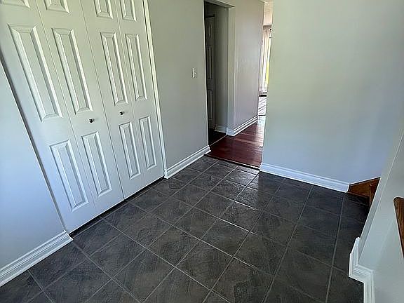 3rd image of 40 Bridle Ln