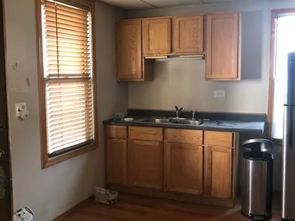 (undisclosed Address), Chicago, IL 60616