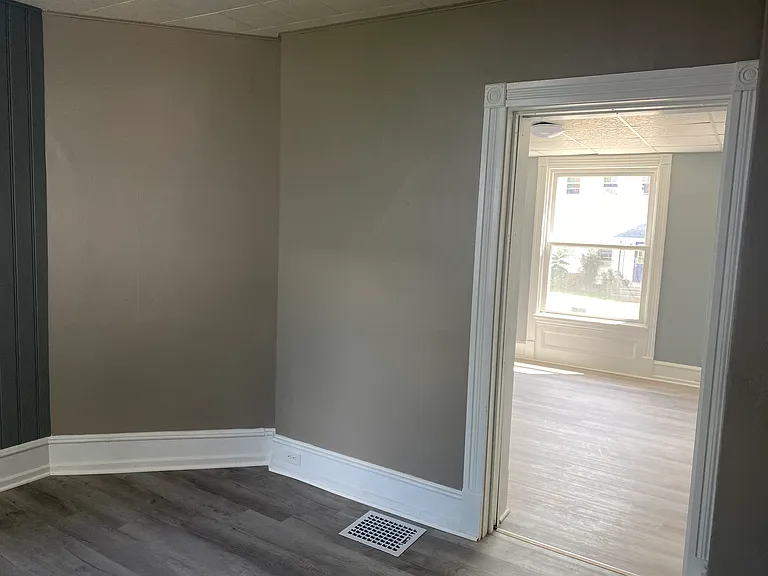 172 River St — Photo 18