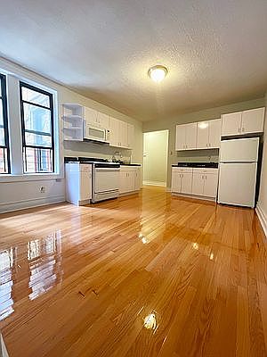 1st image of 605 E 13th St #2