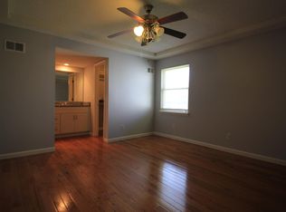 13421 W 109th Ter, Overland Park, KS 66210