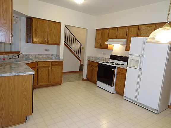 5th image of 11011 Jodan Dr