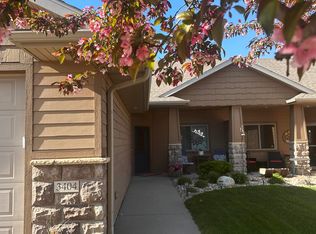 3404 E Woodsedge St, Sioux Falls, SD 57108