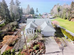 27611 10th Ave S, Des Moines, WA 98198