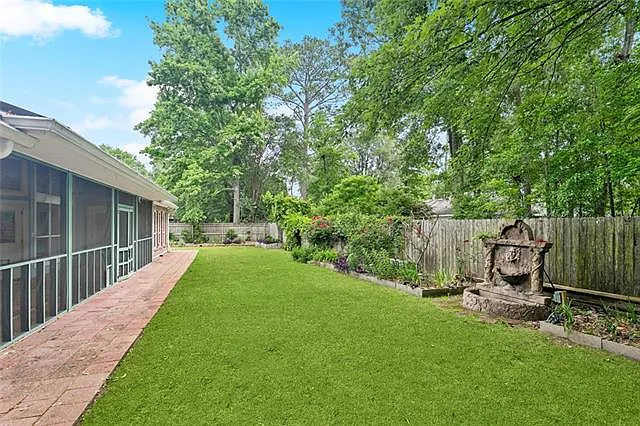 1306 Woodmere Dr — Photo 29