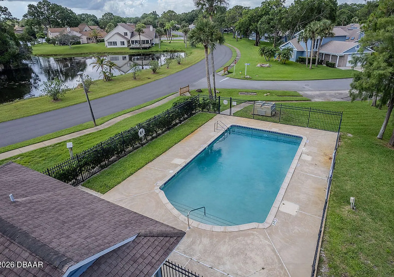 3BR/2BA Daytona Beach Condo with Pond View, Pool & Garage $2,200/mo — Photo 3