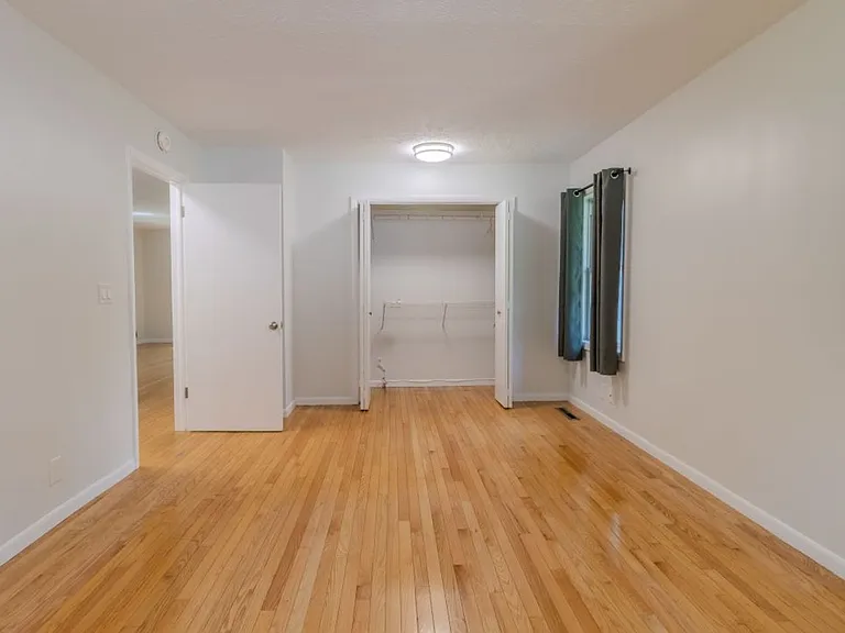 2020 Chippewa St — Photo 20