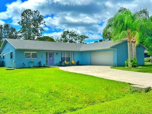 318 SE Bayview Terrace, Port St Lucie, FL 34983