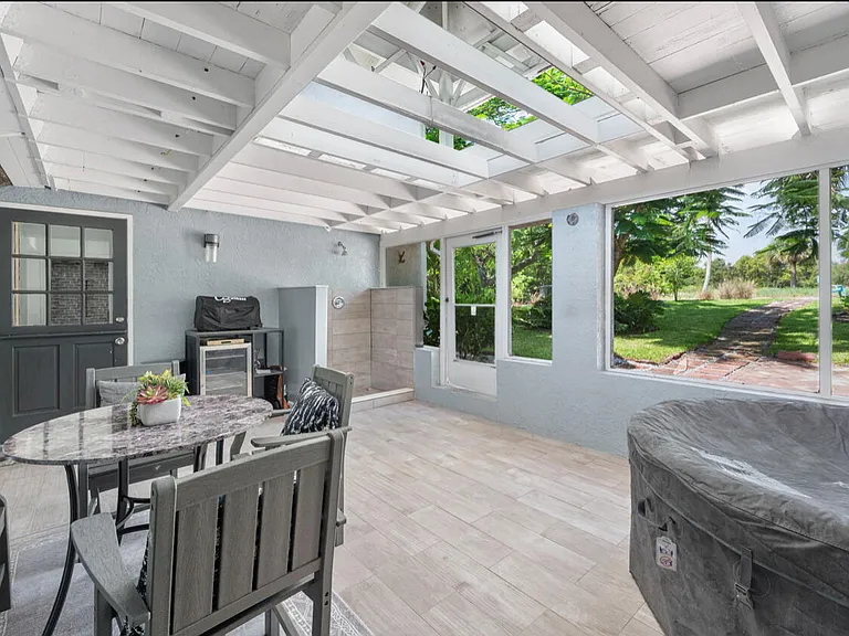12417 S Indian River Dr — Photo 11