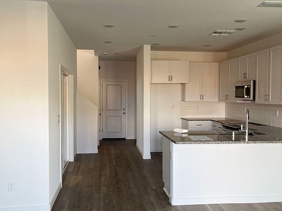 2nd image of 4161 Arjuna Way