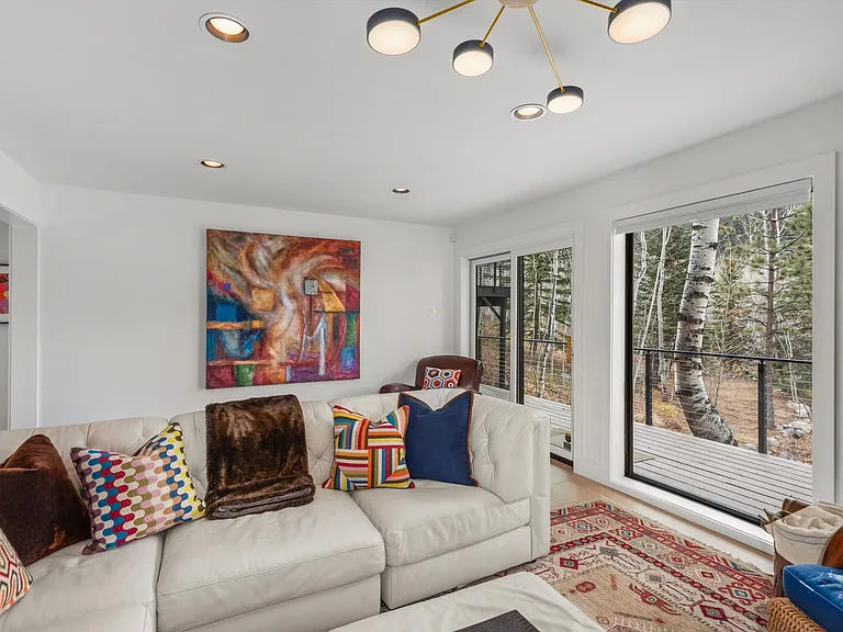 262 Eastwood Dr — Photo 31