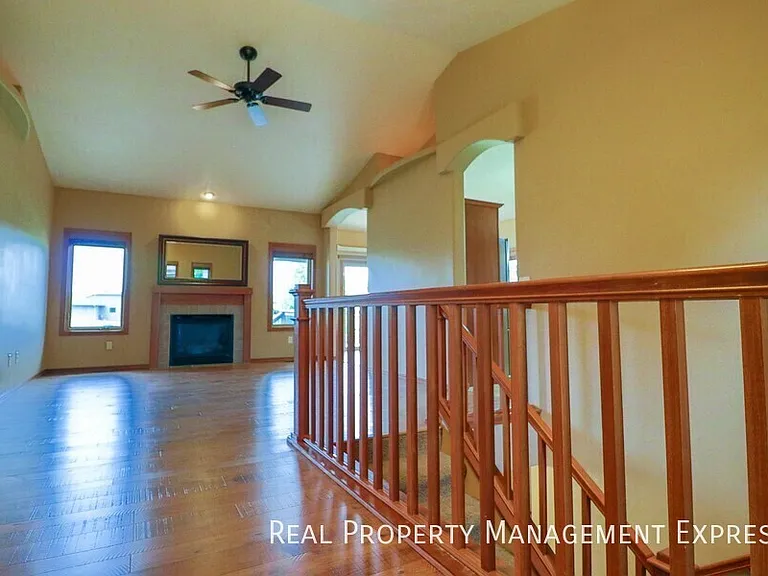 7905 S Grass Creek Dr — Photo 3