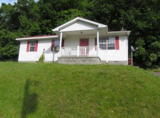 316 Warren Rd, Huntington, WV 25704