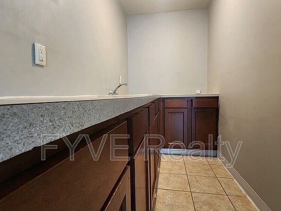 2nd image of 1848 Orangeburg St APT D