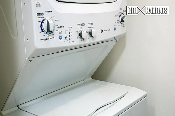 Sold by Citi Habitats | media 26