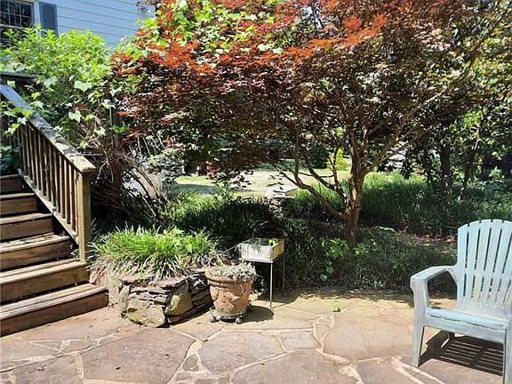 2nd image of 5810 Woodcliff Dr