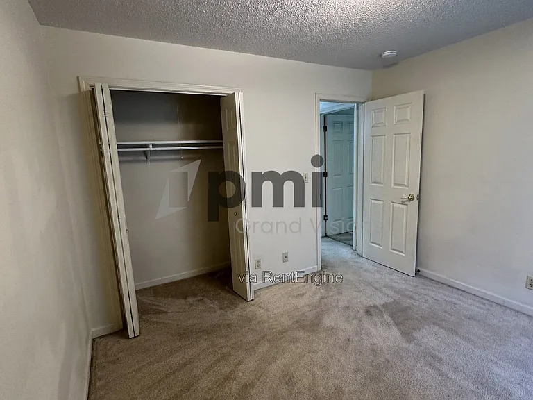 1306 Arthur Ave #12 — Photo 20