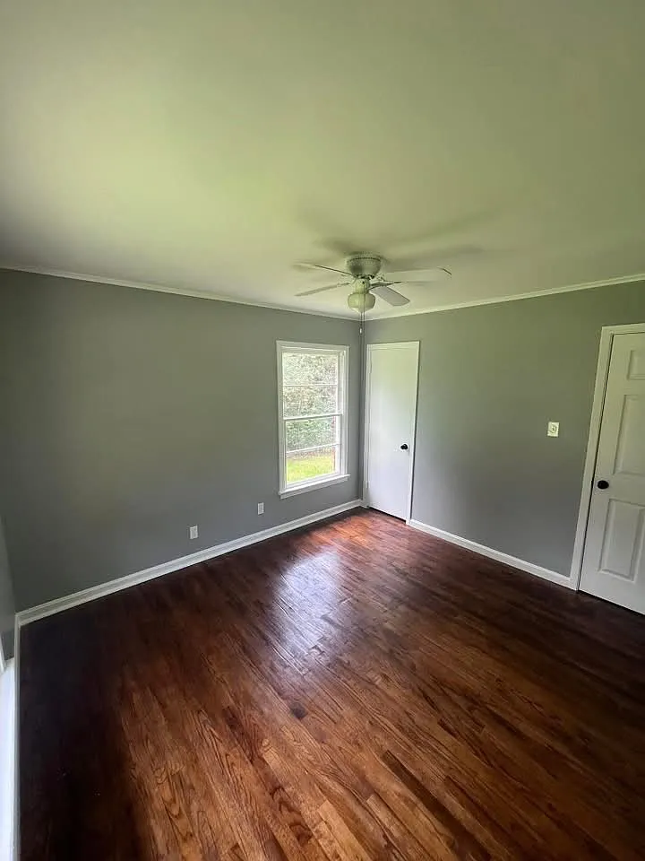 3 bed, $1,500 — Photo 4