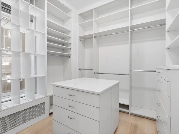 35 East 12th Street image 6 of 14