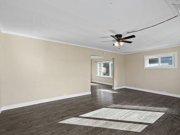 3rd image of 2515 Sumner Ave #1