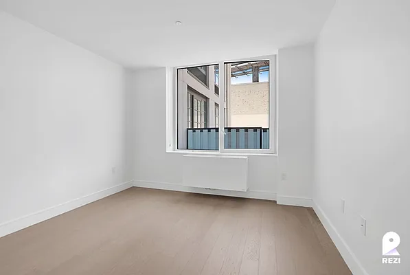 Rented by REZI | media 46