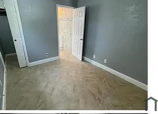 5414 NW 16th Ct — Photo 5