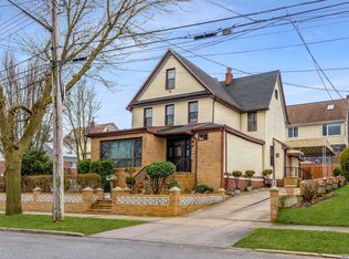 646 Clintonville St, Whitestone, NY 11357