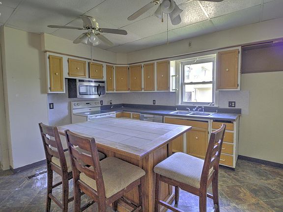 2nd image of 519 N 5th St