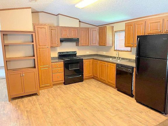 3rd image of 788 County Road 3479j