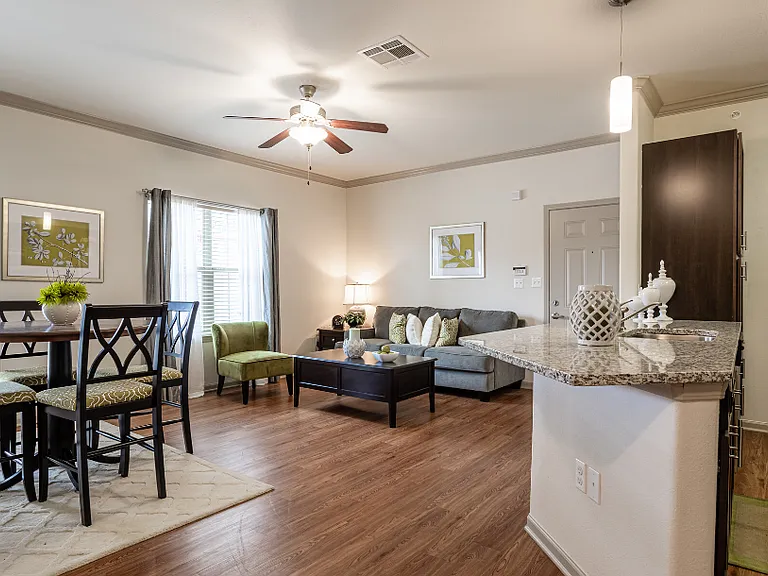 Jamestown Place Apartments Bossier City — Photo 7