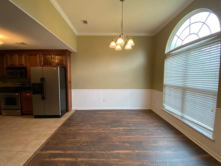5618 Emily Ln — Photo 4