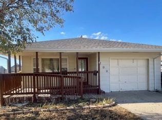209 N 3rd St, Wakeeney, KS 67672