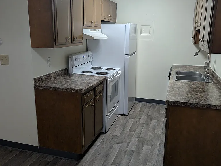 Legacy Village Apartments — Photo 12