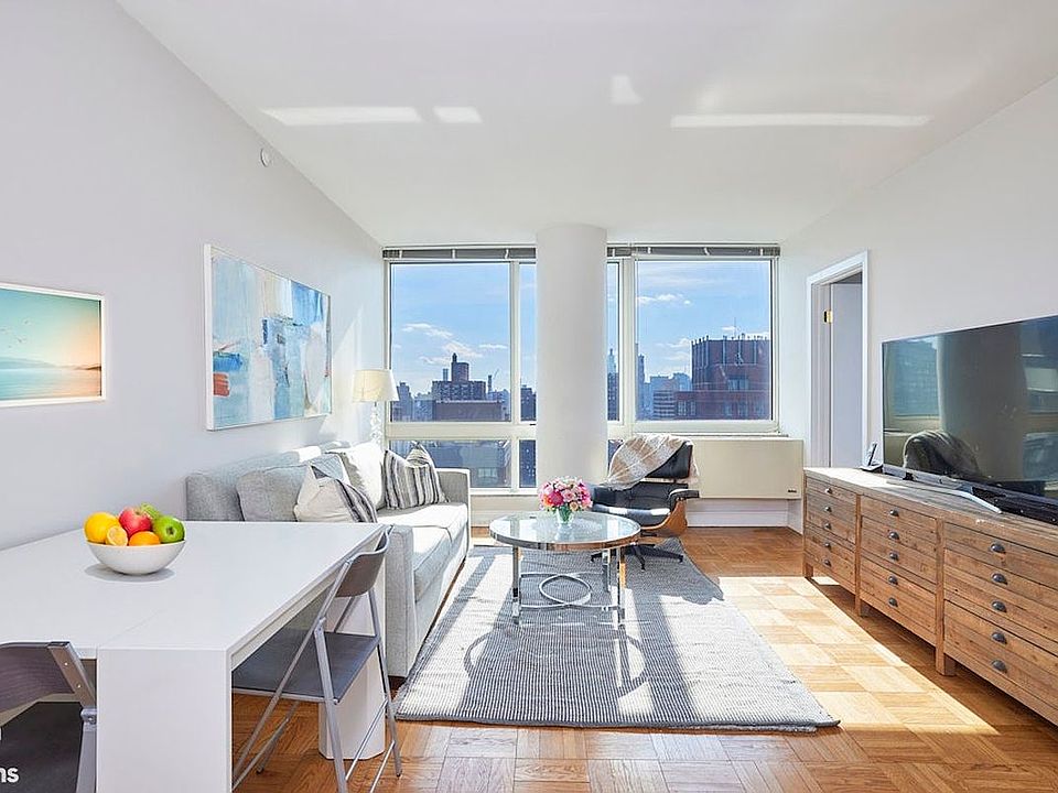 1st image of 215 E 96th St #41E