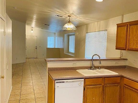 4th image of 4031 E Tonopah Ave