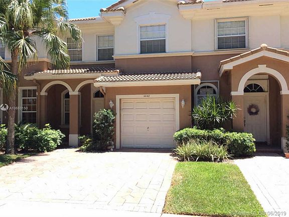 2nd image of 4442 Regal Ct #4442