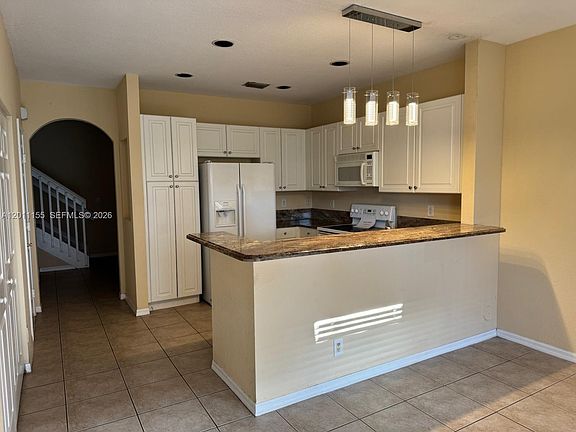 3rd image of 2971 NW 33rd Way