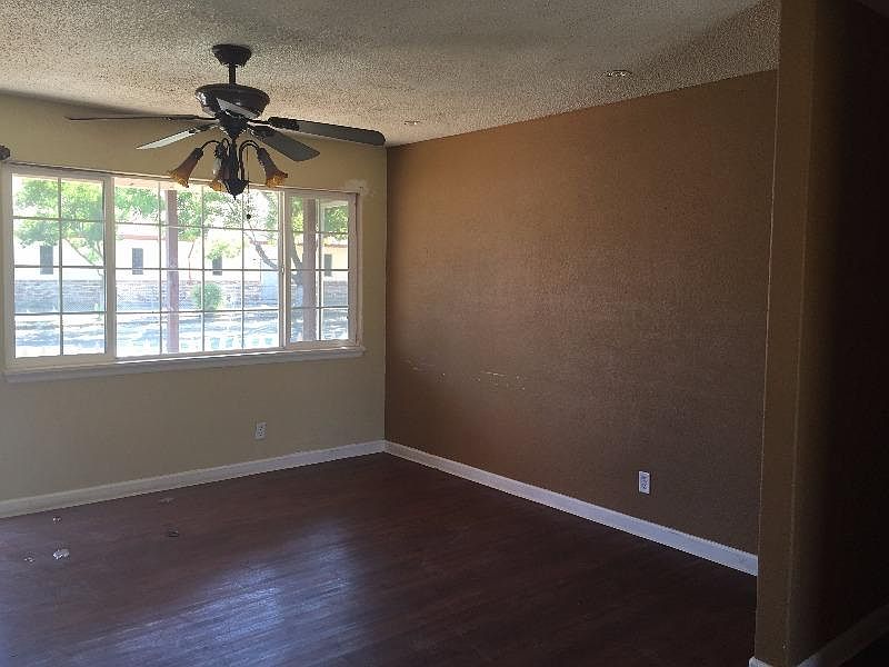 1st image of 5639 N Gledhill Ave